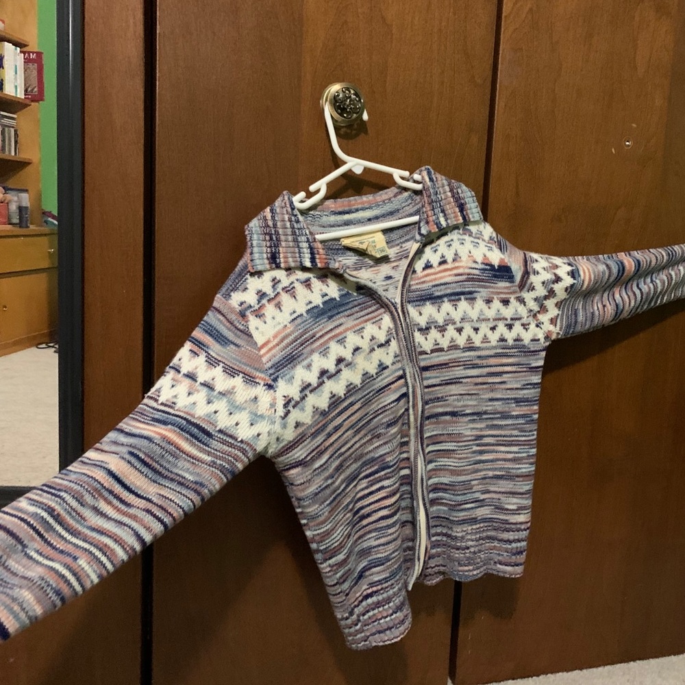 VINTAGE ZIP UP SWEATER